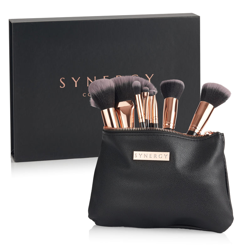 8 piece Black Rose Gift Set