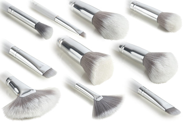 Blanc 10 piece brush set and marble makeup bag